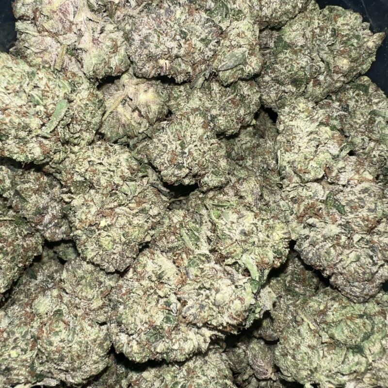 BubbaWhip! | Cannabis Strain | Gizmo Selection | Gizmo crafts